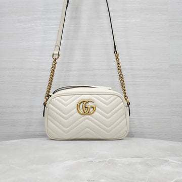 GUCCI マーモント マトラッセ スモール チェーン クロスボディバッグ 447632 158233316 [P]