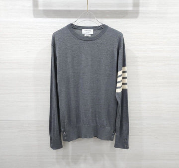 Thom Browne Diagonal Armband Medium Grey Merino Wool Knit MKA00A 156967371 [P]