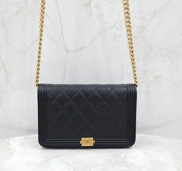 CHANEL Boy WOC Mini Crossbody Tasche Caviar Schwarz Gold AP1117 142809733 [P]