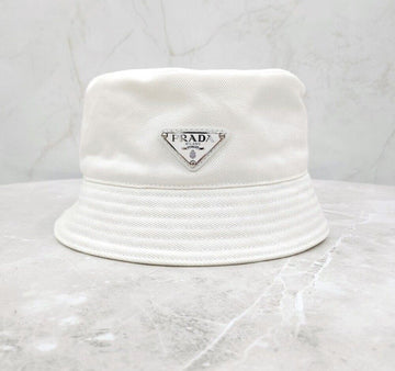 PRADA l Weiße Dreieck-Logo Lina Nylon Bucket Hat L 2HC137 138556930 [P]