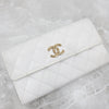 CHANEL Weiße Kaviar Klapp-Geldbörse mit CC-Logo AP3133 8676 163158131 [P]