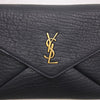 SAINT LAURENT Enveloppe en cuir d'agneau avec chaîne, petite taille, 855569 AACYT 1000 157162655 [P]