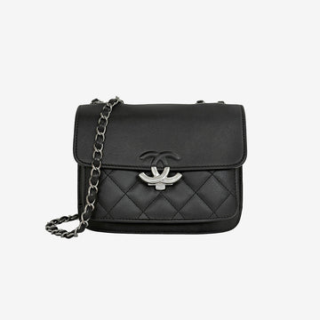 CHANEL Mini Bag Calfskin A98666 162888481 [P]