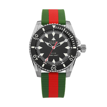 Gucci Dive Bee Men's Urethane Watch 157600241