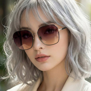 TOM FORD Sonnenbrille TF839 01B Claudia 02 Oversize 60888660