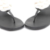 CHANEL Damen Sandalen aus Lammleder mit Kamellienriemen G37117 160695269 [P]
