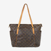 Louis Vuitton Total Shoulder Bag MM Monogram M56689 162941254 [P]