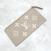 LOUIS VUITTON Pochette Felicie Monogram Empreinte Kettenhandtasche M69977 4802 13406369 [P]