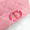 DIOR カロ ショルダーバッグ ミディアム デニム ブライトピンク M9242WTJF 5265 163156207 [P]