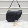 DIOR ブラックレザーサドルストラップバッグ 702 163156280 [P]